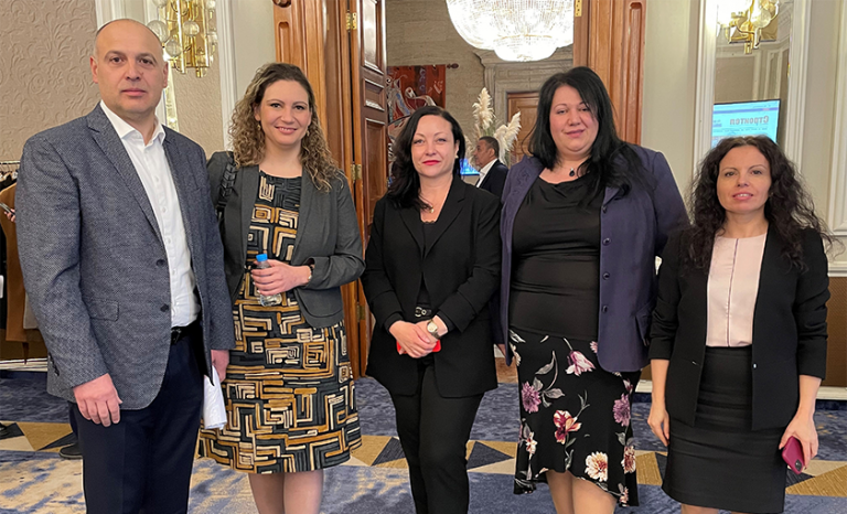 Любомир Пейновски, Марияна Хамънова, Мария Накова, Любка Денева и други по време на нонференция „Предизвикателства и възможности в сферата на строителството-ролята на иновациите, новите технологии и уменията“