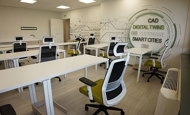 gallery-otkrit-e-uchebniyat-czentar-na-eczih-v-sektor-stroitelstvo-12