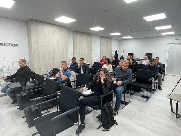 бим-Снимка 4